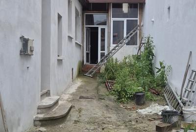 Casă individuală cu 6 camere cu Teren 60 Mp în Centrul Istoric - 8