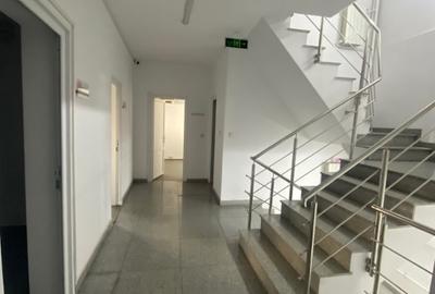 Va propunem spre vanzare o cladire de birouri situata in zona Cotroceni - 22