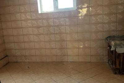 Casă cu 5 camere în Hulubești - 3