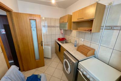 Apartament 2 camere, bloc anvelopat, metrou 1 Mai - 11