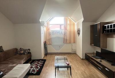 Apartament de vanzare-2 camere, renovat, mobilat - cladire 2007 Snagov
