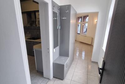 Spatiu generos ptr. salon,birou,after school,cabinet etc.Alunisului - 1