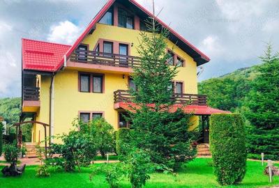 Vila Turistica de Vanzare 1.8 km de Castelul lui Dracula, Bra?ov - 8