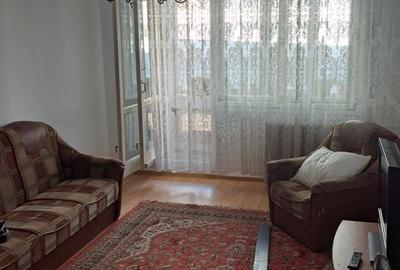 Apartament cu 3 camere decomandat în Central - 4