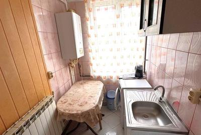 Apartament cu 3 camere semidecomandat în Micro 19 - 7