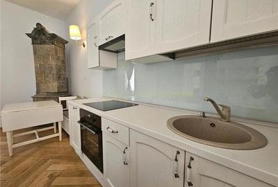 Apartament deosebit cu 2 camere de inchiriat in Centrul Istoric Brasov - 12