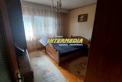 Casă individuală cu 5 camere cu Canalizare în Cetate - 1