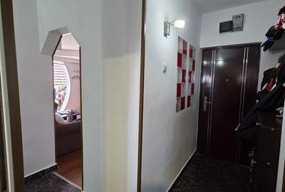 Apartament cu 3 camere decomandat în Central - 1