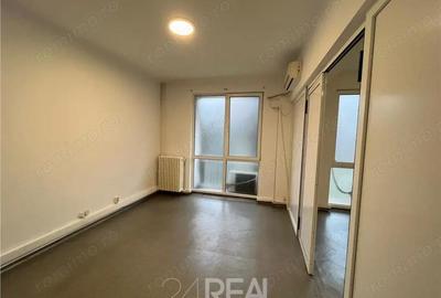 Spațiu comercial, în P-ța Victoriei - 10