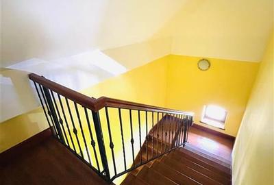 Casă cu 8 camere cu Teren 652 Mp în Sisești - 38