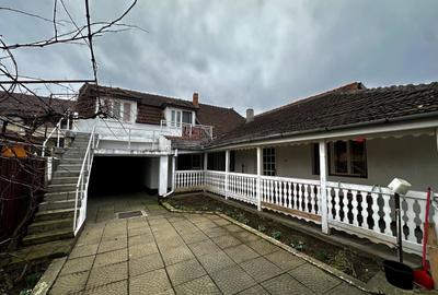 Casă individuală cu 7 camere cu Canalizare în Sânmartin - 3