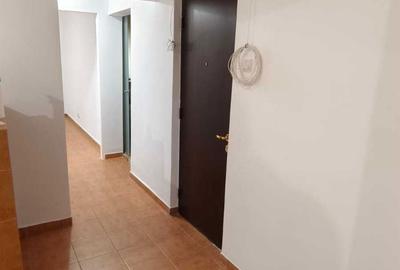 Apartament cu 4 camere semidecomandat în Turda - 8
