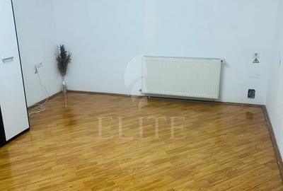 Spațiu comercial, de 45 mp, în Central - 2