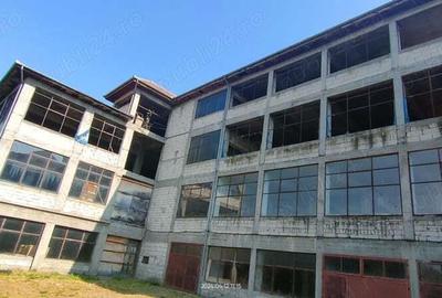 Spațiu comercial, de 6,800 mp, în Central