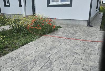 Casă cu 3 camere cu Teren 585 Mp în Moșnița Nouă - 1