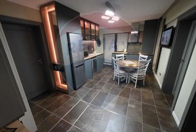 Apartament cu 3 camere de inchiriat in zona Ultracentral - 4