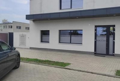Spațiu comercial, de 450 mp, în Central - 1