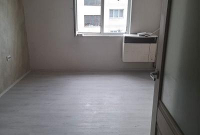 Garsonieră decomandată în Central - 3
