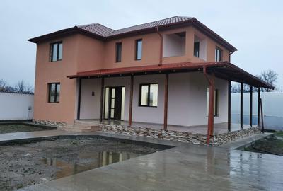 Casă cu 4 camere cu Teren 440 Mp în Chiscani - 5