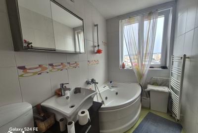 Apartament cu 3 camere decomandat în Dărmănești - 17