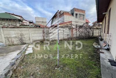 Casa 2 camere+Garaj+Curte 500 mp-Zona Piata Abator/Str. Bucuresti - 21