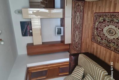 Inchiriez apartament cu 2 camere - 1