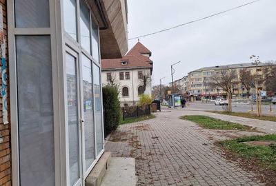 Spațiu comercial, de 34 mp, în Exterior Vest - 1