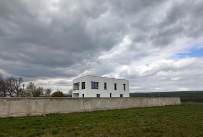 Casă cu 4 camere în Central - 5