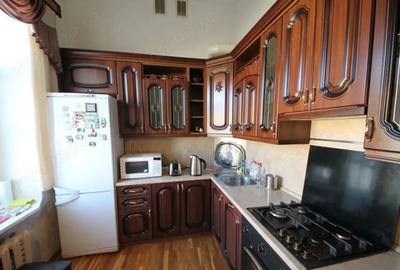 Apartament cu 2 camere decomandat în Astra