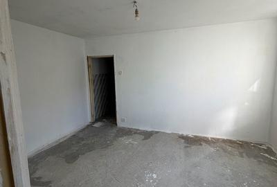 Apartament cu 2 camere semidecomandat în Satu Nou - 3