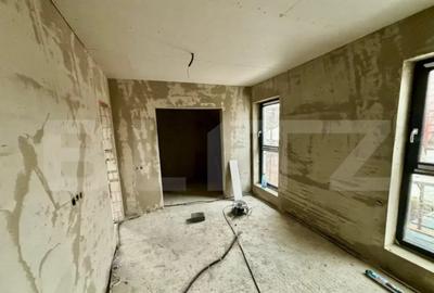 Casă cu 4 camere cu Teren 699 Mp în Central - 3