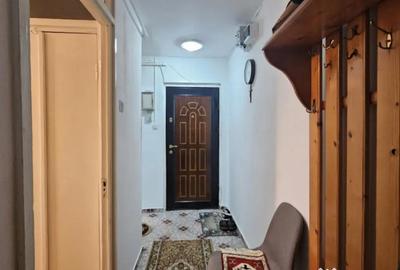 Apartament cu 3 camere decomandat, mobilat în Central - 2