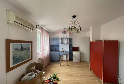 Casă cu 5 camere cu Teren 373 Mp în Bd. Gloriei - 4
