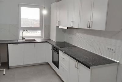 Apartament cu 3 camere decomandat în Tractorul - 8