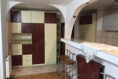 Garsonieră decomandată în Central