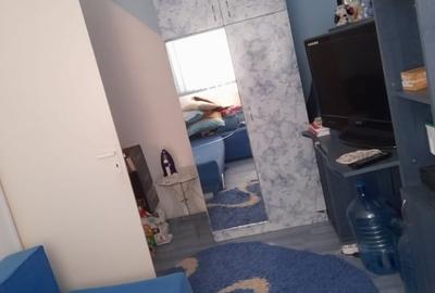 Apartament cu 3 camere semidecomandat, mobilat în Central - 2