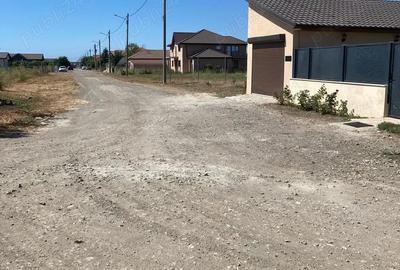 23August- teren extravilan 4ha D 100 la ambele capete str. Emil Bota cartierul spre mare - 1