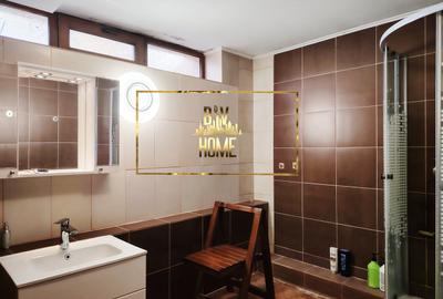 Apartament cu 4 camere semidecomandat în Km 5 - 13