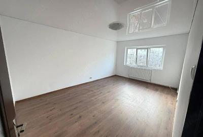 Apartament cu 3 camere decomandat în Siderurgiștilor - 5