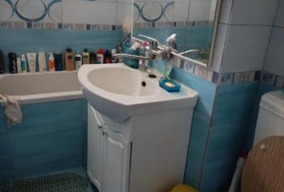 Apartament cu 3 camere semidecomandat în Brazda lui Novac