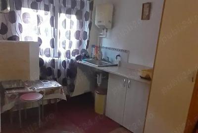 Garsonieră decomandată în Central - 3