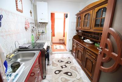 Apartament cu 2 camere decomandat în Siderurgiștilor
