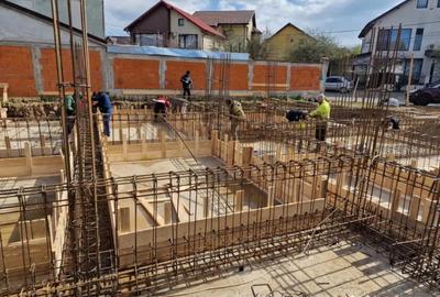 Casă cu 6 camere cu Teren 580 Mp în Roșu - 6