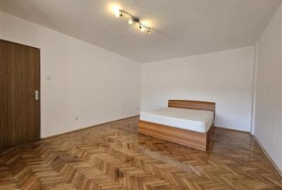 Apartament cu 2 camere decomandat în Ultracentral - 2