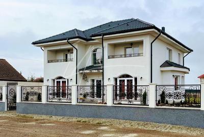 Vila individuala I Suprafata mare I 5 camere I 3 bai I teren 490mp - 2