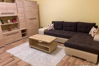 Garsonieră decomandată în Gorjului
