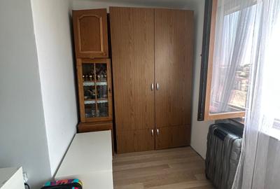 Super garsonieră! Super garsonieră! - 2