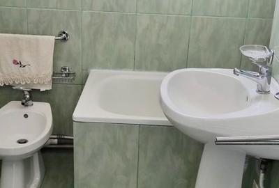 Apartament cu 3 camere în Central - 11