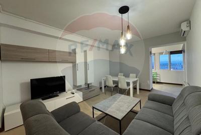 Apartament cu 3 camere semidecomandat, mobilat în UTA - 1