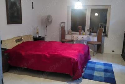 Casă cu Teren 590 Mp în Central - 1